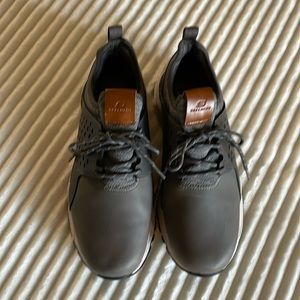 Men’s Gray Skechers, Sz. 8.5.